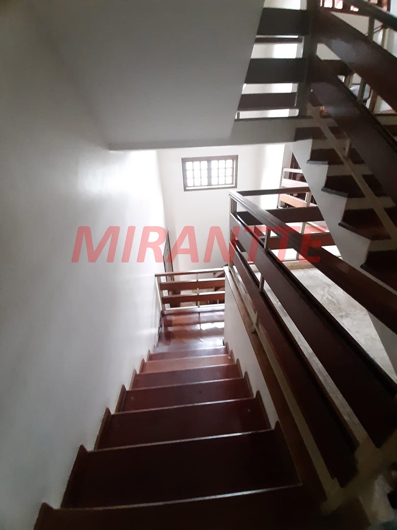 Sobrado de 560m² com 5 quartos em Jardim Ibiratiba