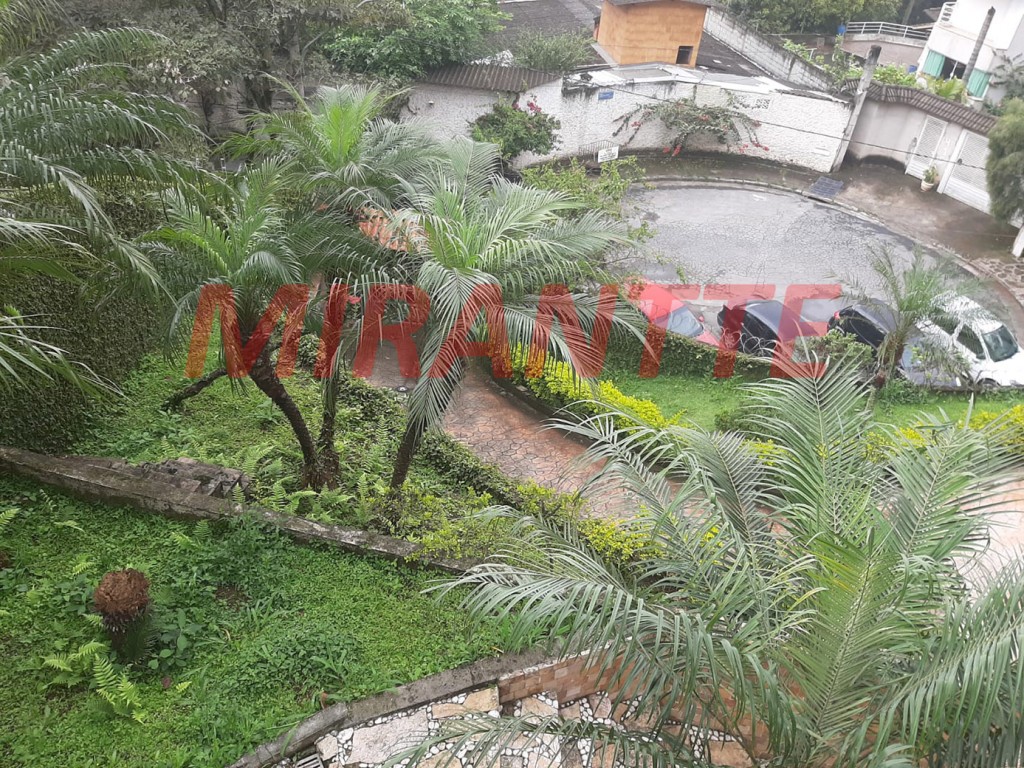 Sobrado de 560m² com 5 quartos em Jardim Ibiratiba