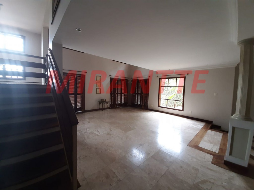 Sobrado de 560m² com 5 quartos em Jardim Ibiratiba