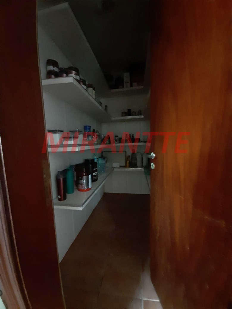 Sobrado de 560m² com 5 quartos em Jardim Ibiratiba