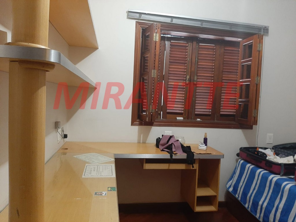 Sobrado de 560m² com 5 quartos em Jardim Ibiratiba