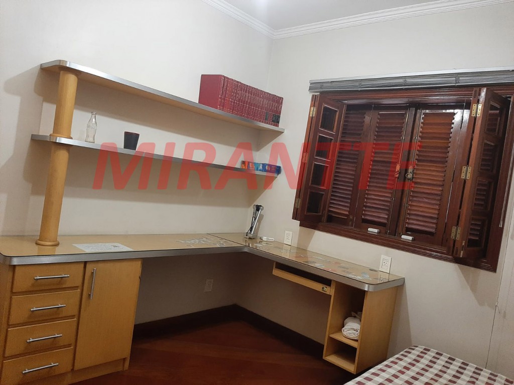 Sobrado de 560m² com 5 quartos em Jardim Ibiratiba