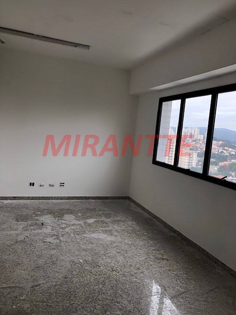 Comercial de 98m² em Santana