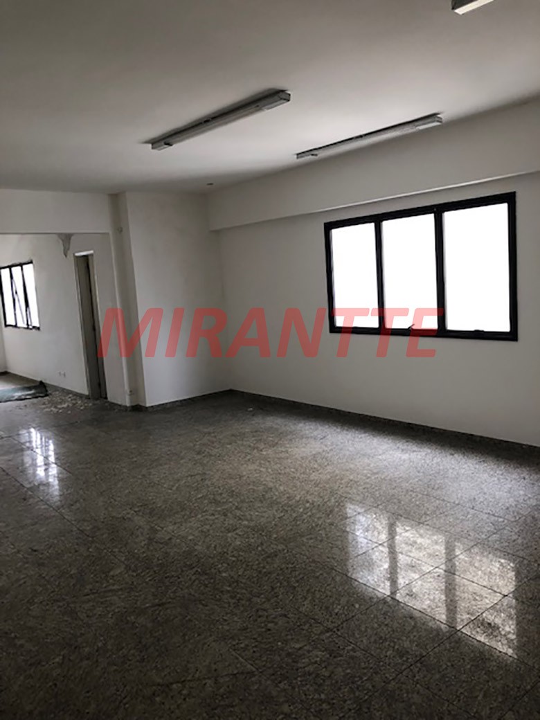 Comercial de 98m² em Santana