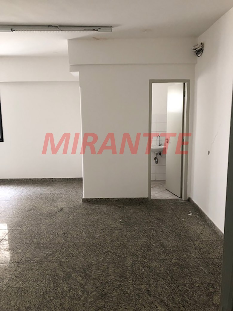 Comercial de 98m² em Santana