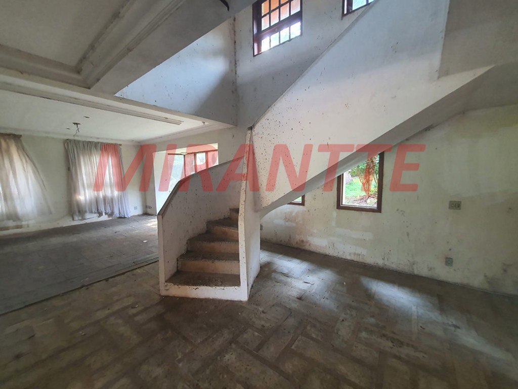 ChÁcara de 1530m² com 10 quartos em Serra Da Cantareira