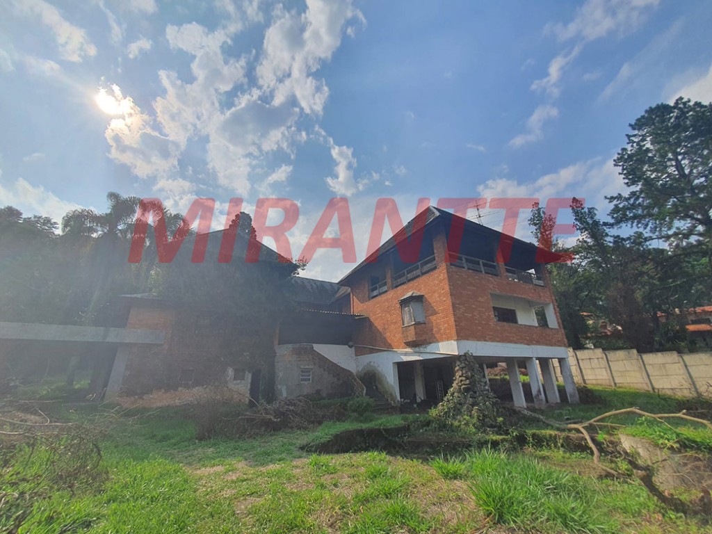 ChÁcara de 1530m² com 10 quartos em Serra Da Cantareira