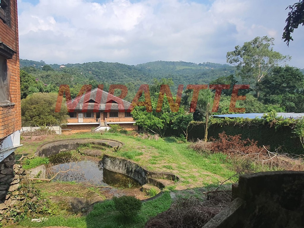 ChÁcara de 1530m² com 10 quartos em Serra Da Cantareira