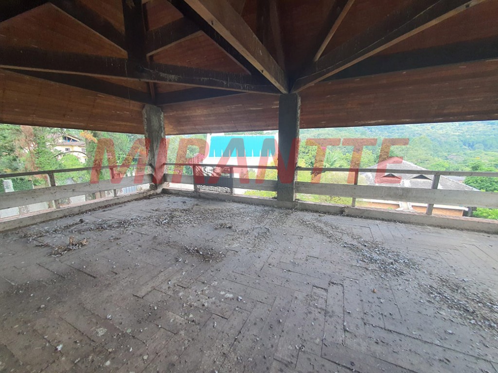 ChÁcara de 1530m² com 10 quartos em Serra Da Cantareira