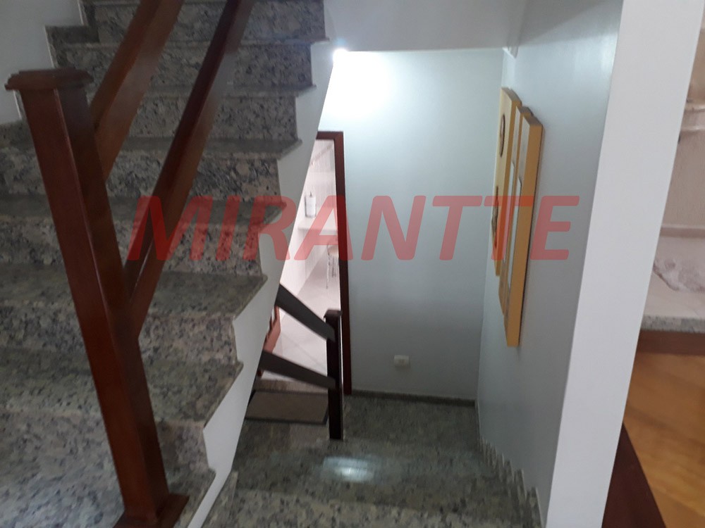 Sobrado de 210m² com 4 quartos em Jardim São Paulo