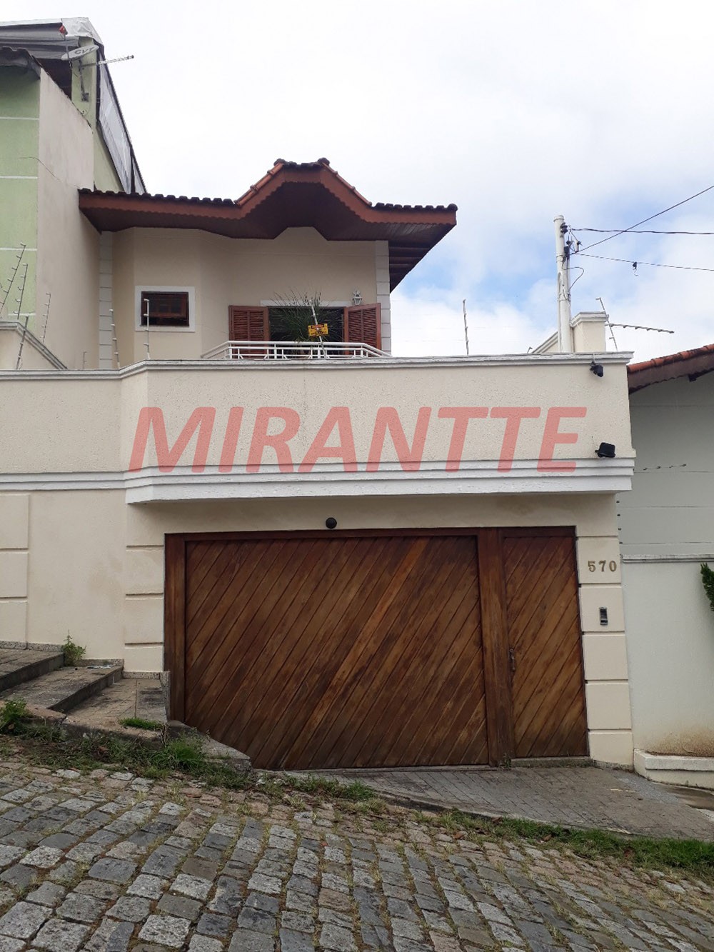 Sobrado de 210m² com 4 quartos em Jardim São Paulo