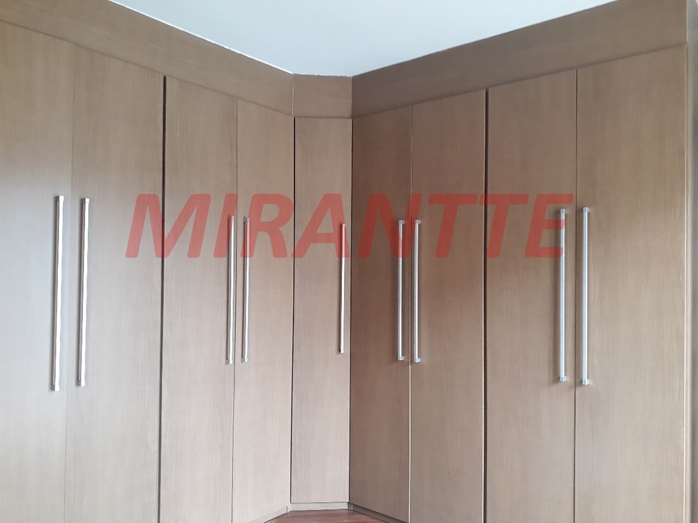 Sobrado de 210m² com 4 quartos em Jardim São Paulo
