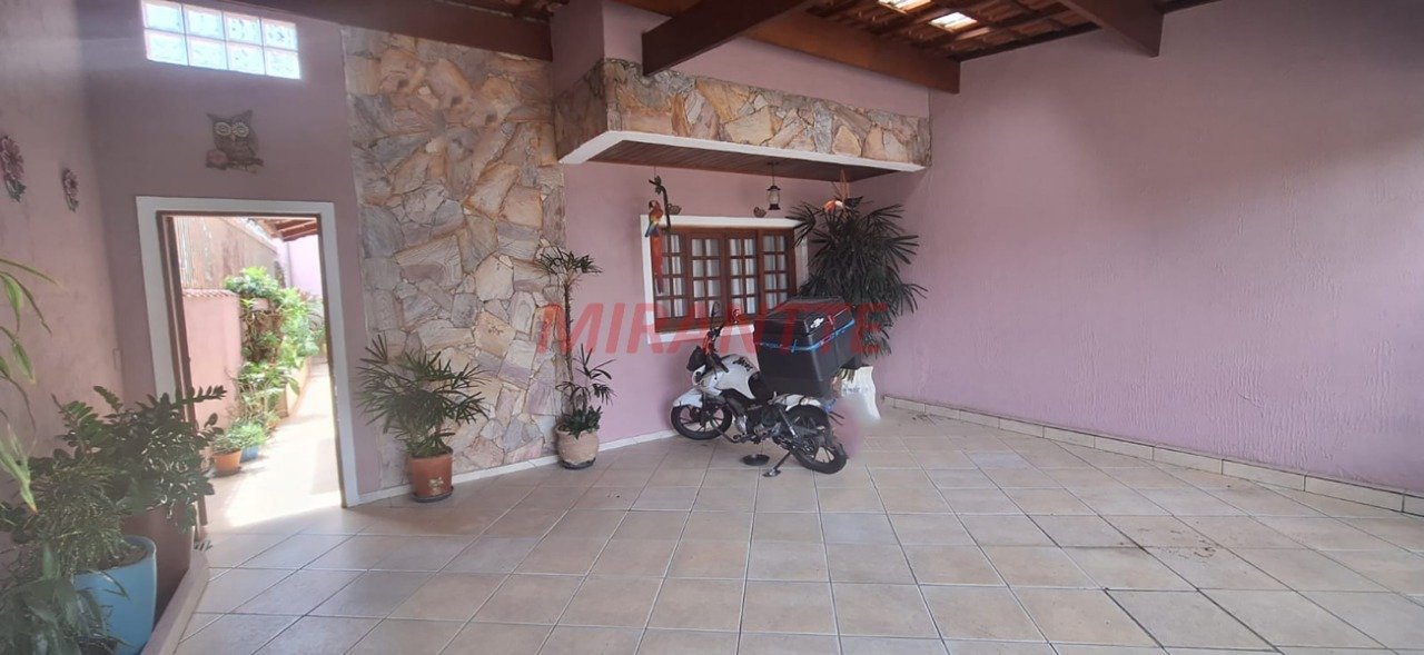 Sobrado de 140m² com 3 quartos em Vila Pedra Branca