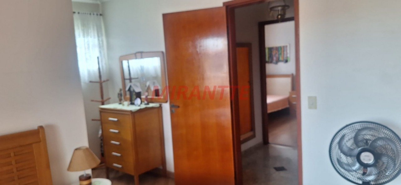 Sobrado de 140m² com 3 quartos em Vila Pedra Branca
