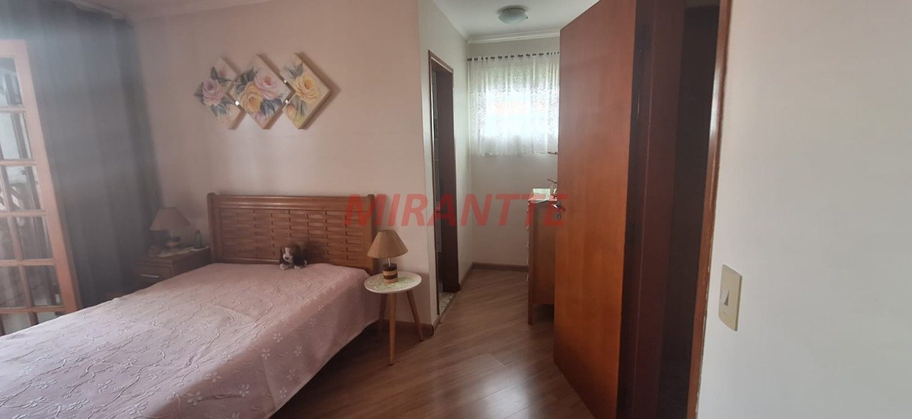 Sobrado de 140m² com 3 quartos em Vila Pedra Branca