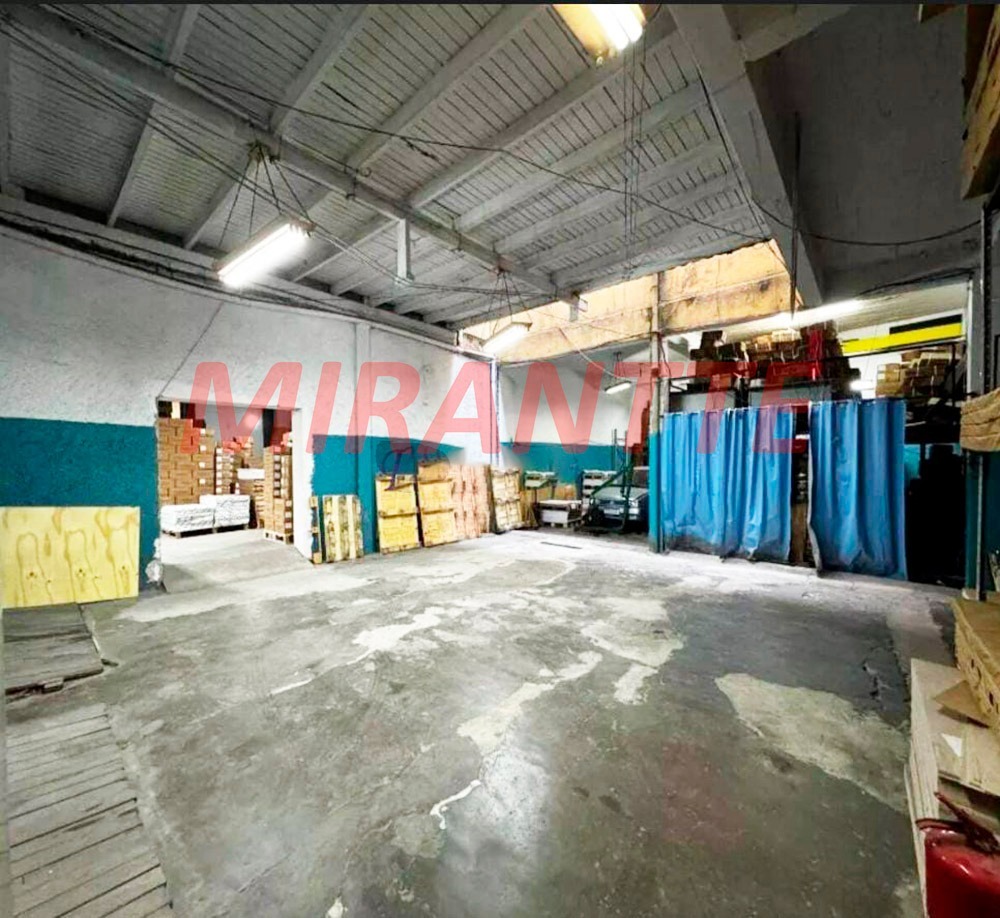 Comercial de 575m² em Jardim Tremembé