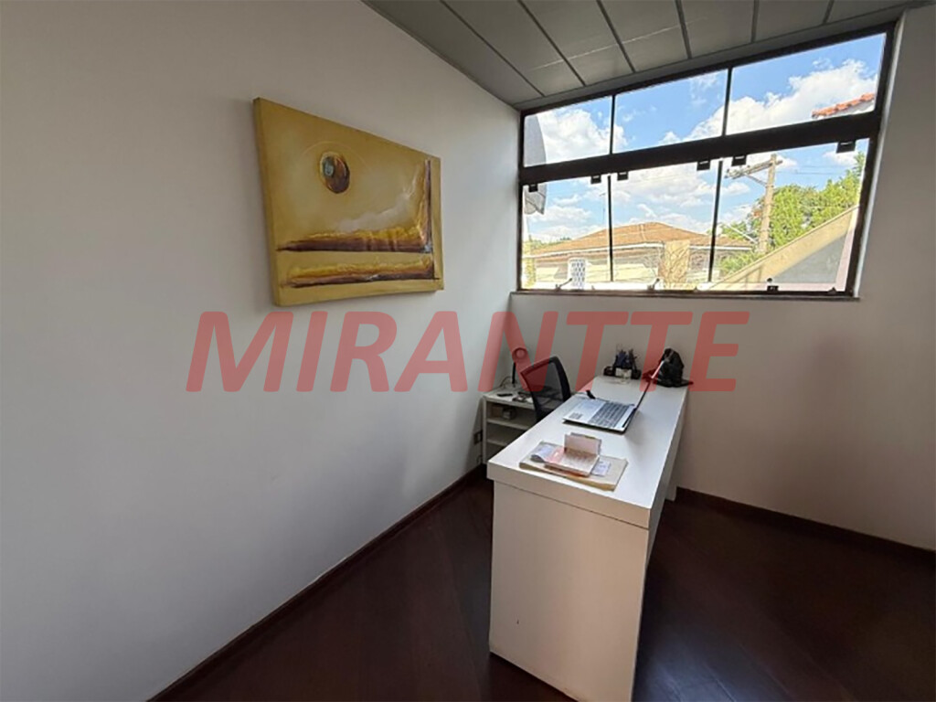 Sobrado de 410m² com 4 quartos em Jardim São Bento