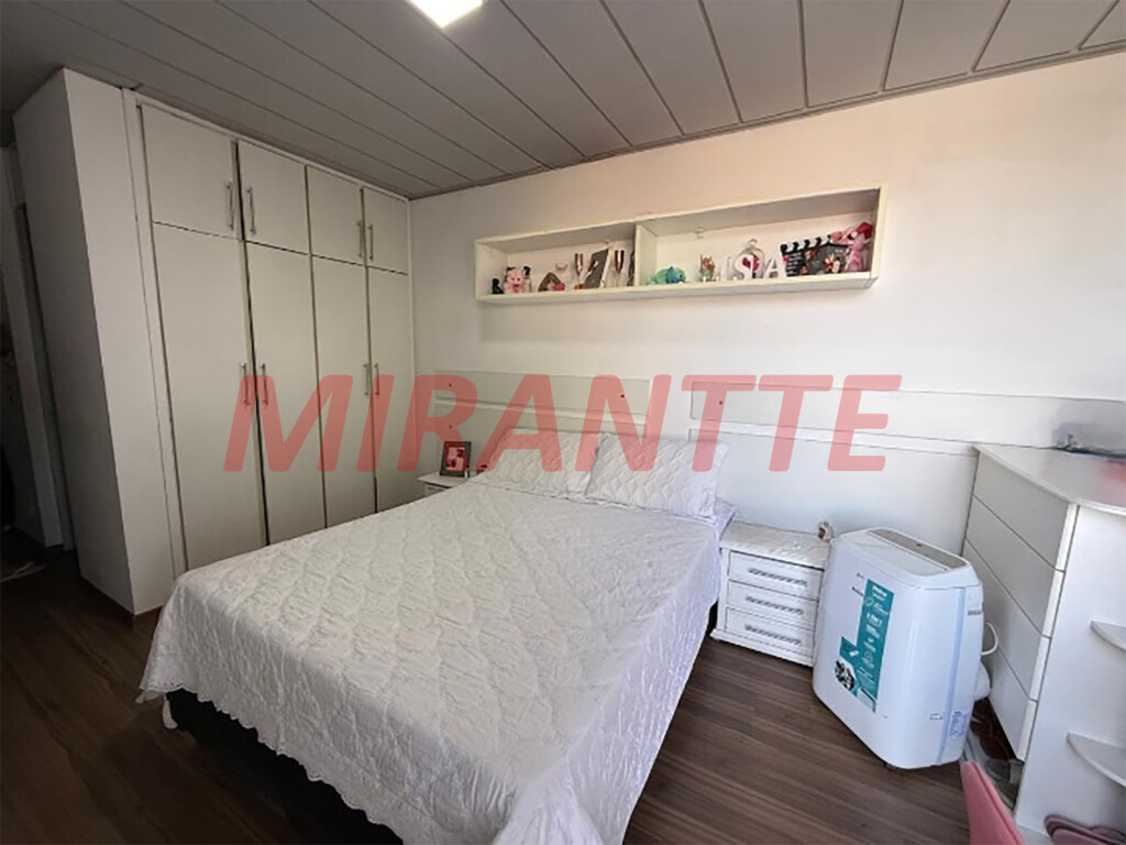 Sobrado de 410m² com 4 quartos em Jardim São Bento