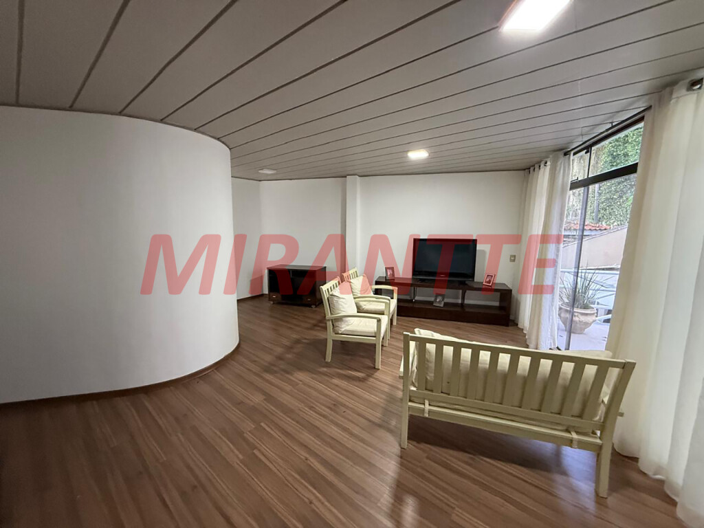 Sobrado de 410m² com 4 quartos em Jardim São Bento