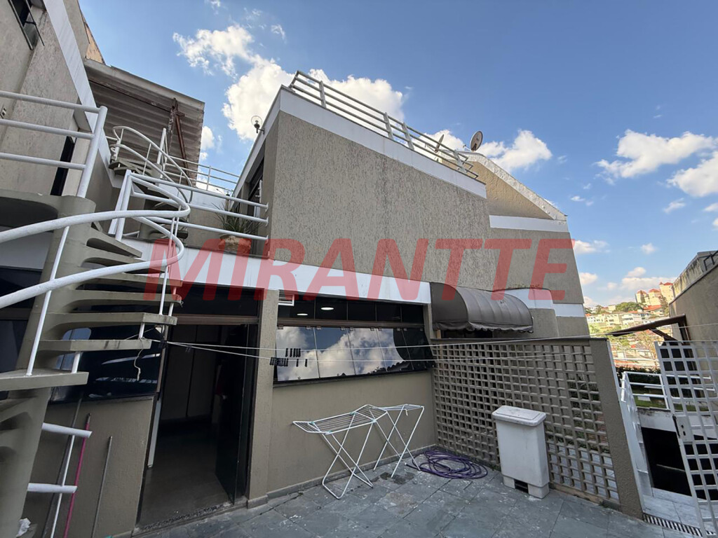 Sobrado de 410m² com 4 quartos em Jardim São Bento