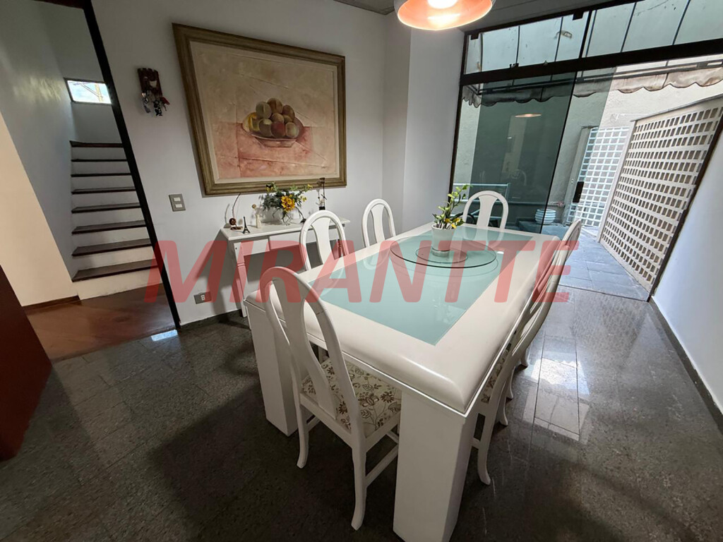 Sobrado de 410m² com 4 quartos em Jardim São Bento