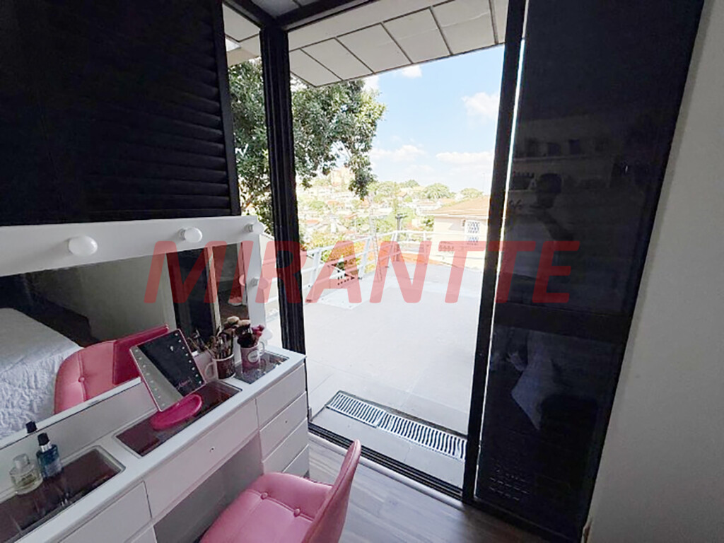 Sobrado de 410m² com 4 quartos em Jardim São Bento