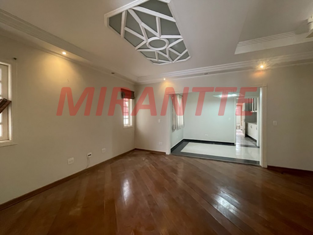 Sobrado de 310m² com 4 quartos em Jardim São Paulo