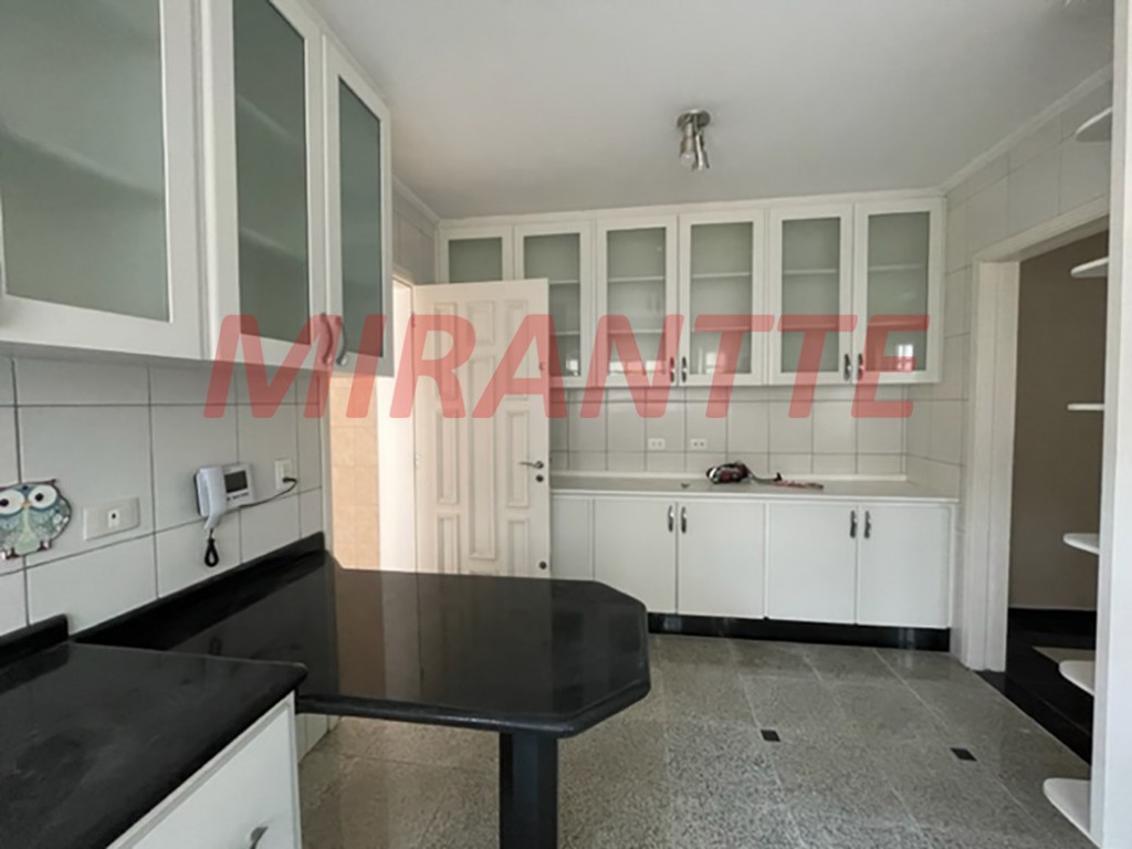 Sobrado de 310m² com 4 quartos em Jardim São Paulo
