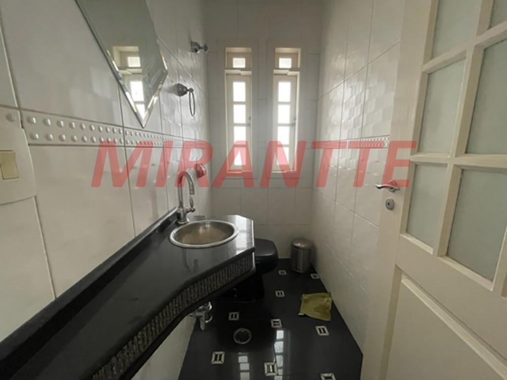 Sobrado de 310m² com 4 quartos em Jardim São Paulo
