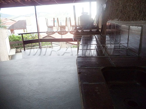 Sobrado de 304m² com 3 quartos em Tremembe