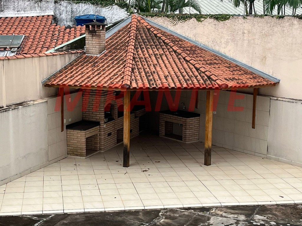 Apartamento de 193m² com 3 quartos em Água Fria
