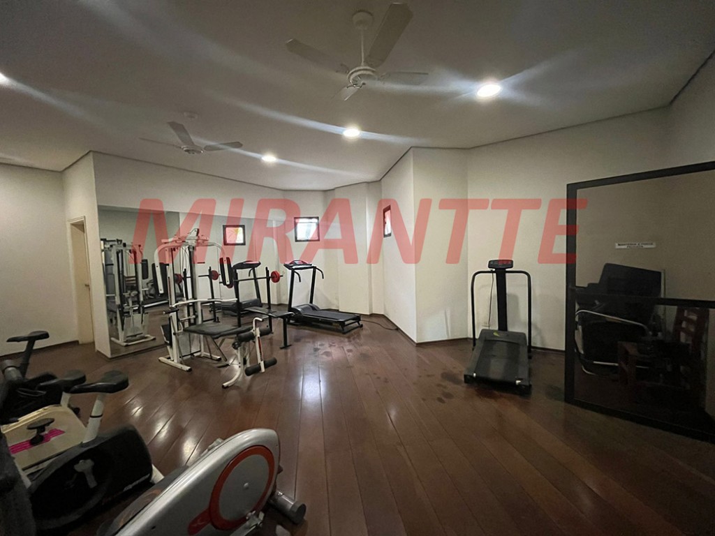 Apartamento de 193m² com 3 quartos em Água Fria