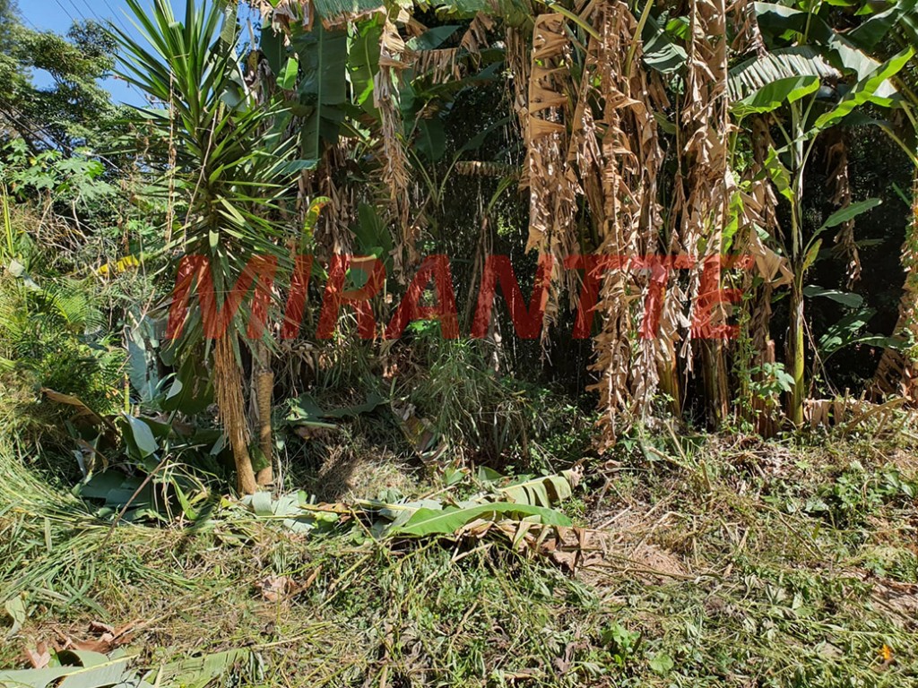 Terreno de 927m² em Serra Da Cantareira