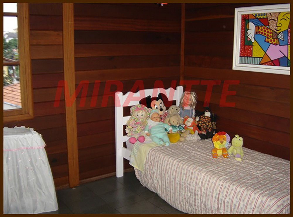 Casa terrea de 600m² com 5 quartos em Barro Branco