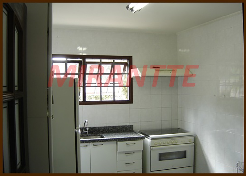 Casa terrea de 600m² com 5 quartos em Barro Branco
