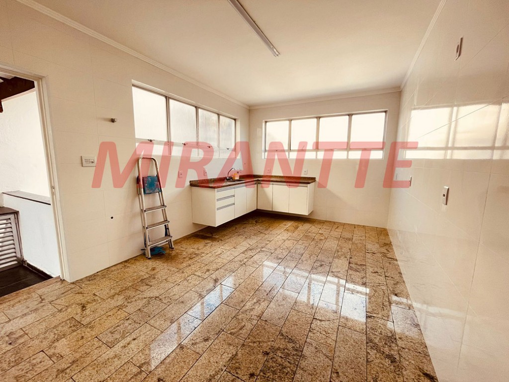 Sobrado de 186m² com 3 quartos em Jardim São Paulo