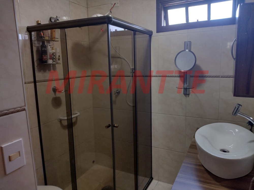 Sobrado de 200m² com 4 quartos em Mandaqui