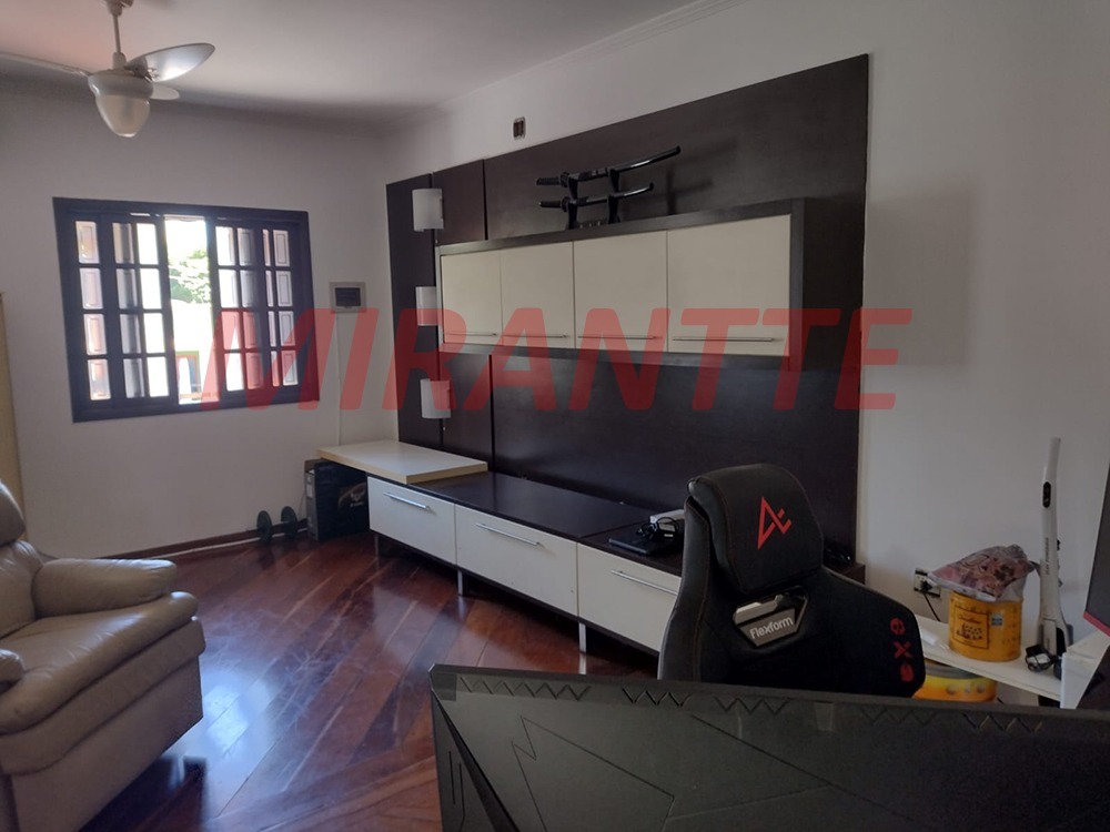 Sobrado de 200m² com 4 quartos em Mandaqui