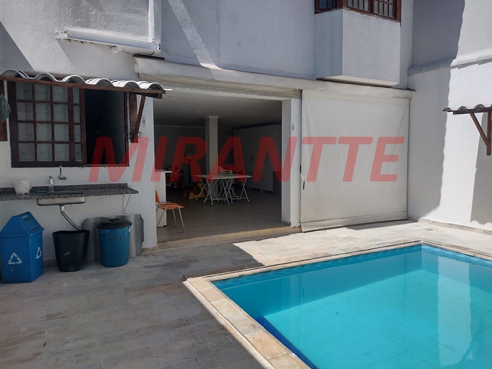 Sobrado de 200m² com 4 quartos em Mandaqui