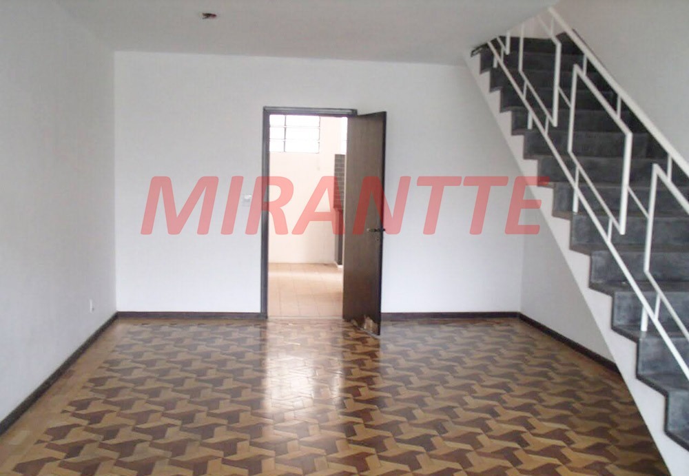 Sobrado de 131m² com 3 quartos em Santana