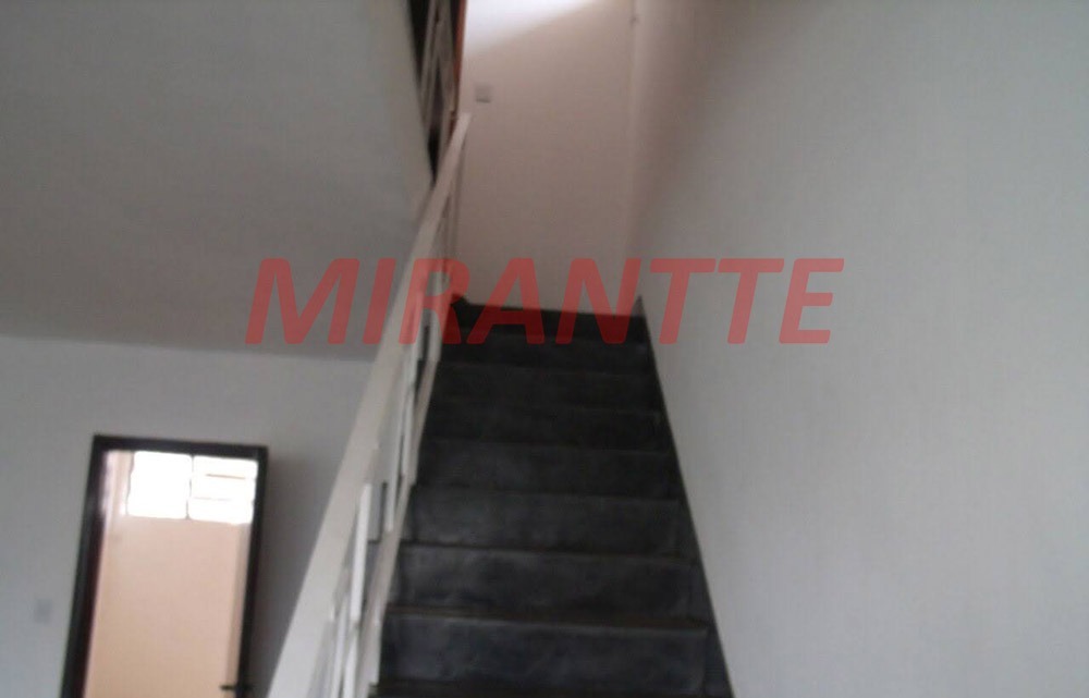 Sobrado de 131m² com 3 quartos em Santana