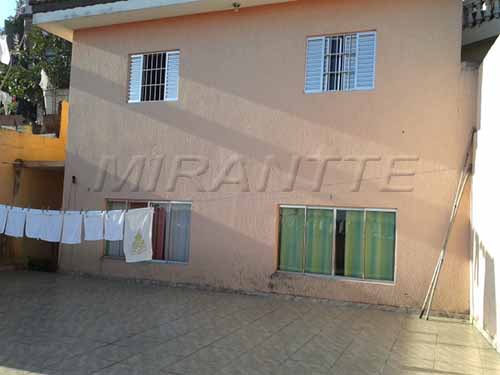 Sobrado com 3 quartos em Vila Albertina