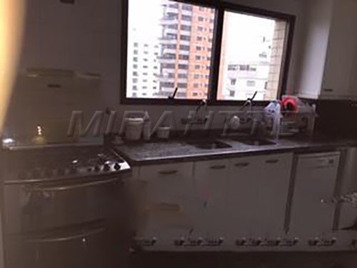 Cobertura de 592m² com 5 quartos em Santana