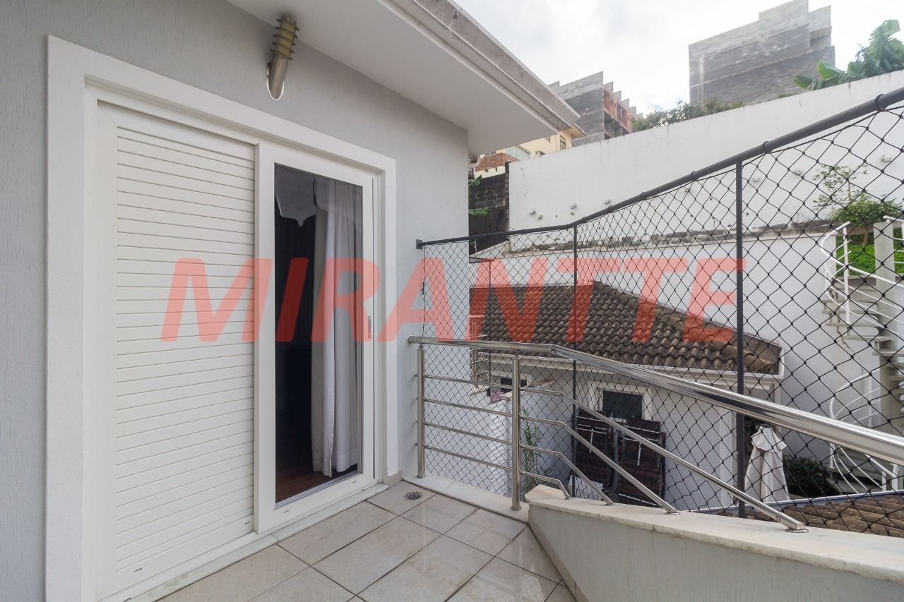 Sobrado de 450m² com 5 quartos em Tremembe