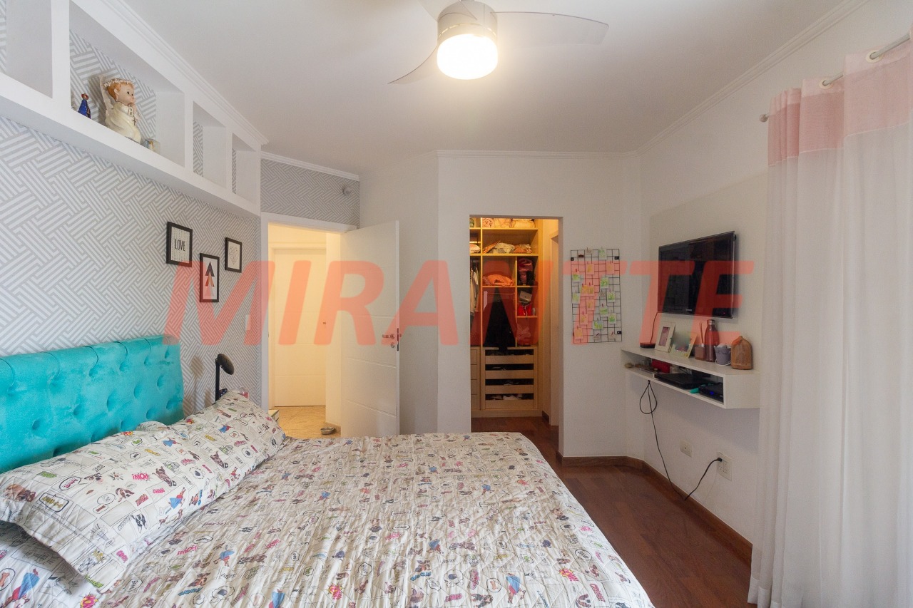 Sobrado de 450m² com 5 quartos em Tremembe