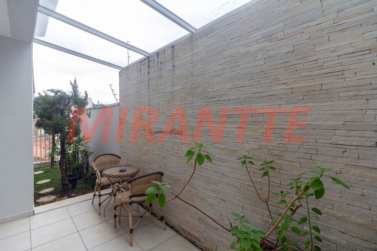Sobrado de 450m² com 5 quartos em Tremembe