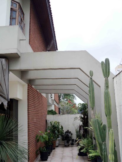 Sobrado de 331m² com 3 quartos em Barro Branco