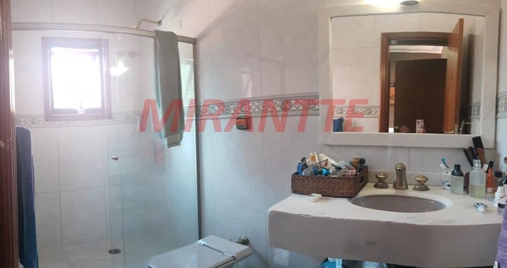 Sobrado de 440m² com 3 quartos em Mandaqui