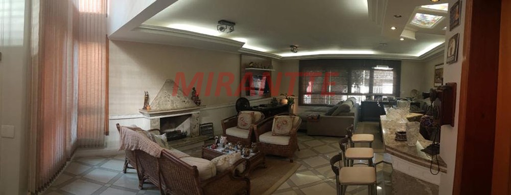 Sobrado de 440m² com 3 quartos em Mandaqui