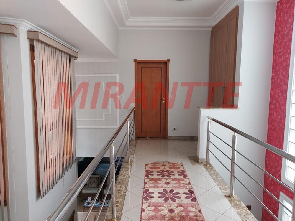 Sobrado de 440m² com 3 quartos em Mandaqui